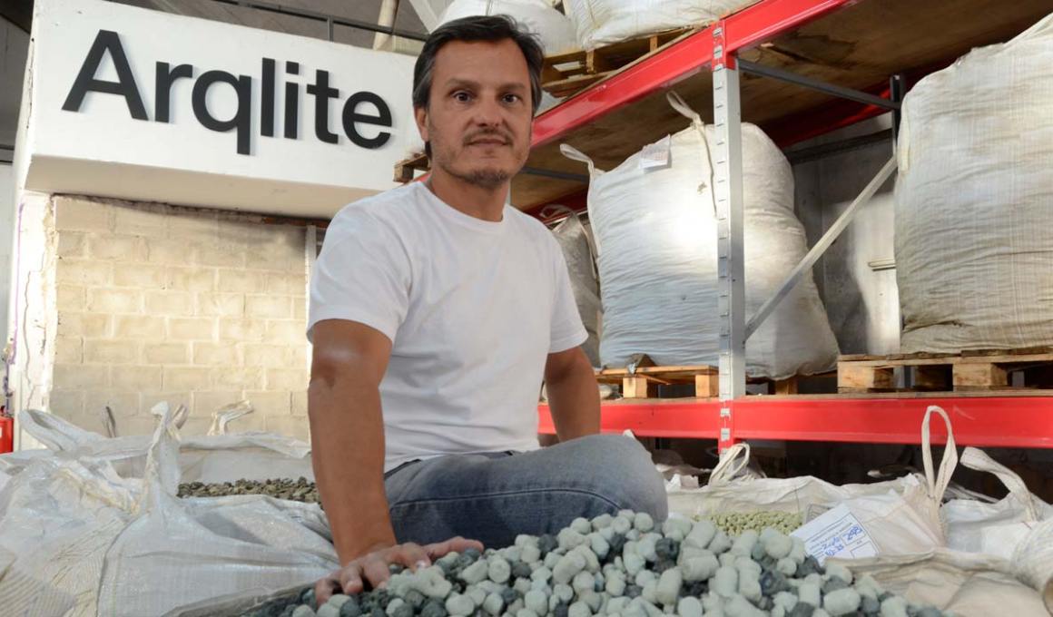 CEMEX Ventures will also help Arqlite soft-land into the United States.