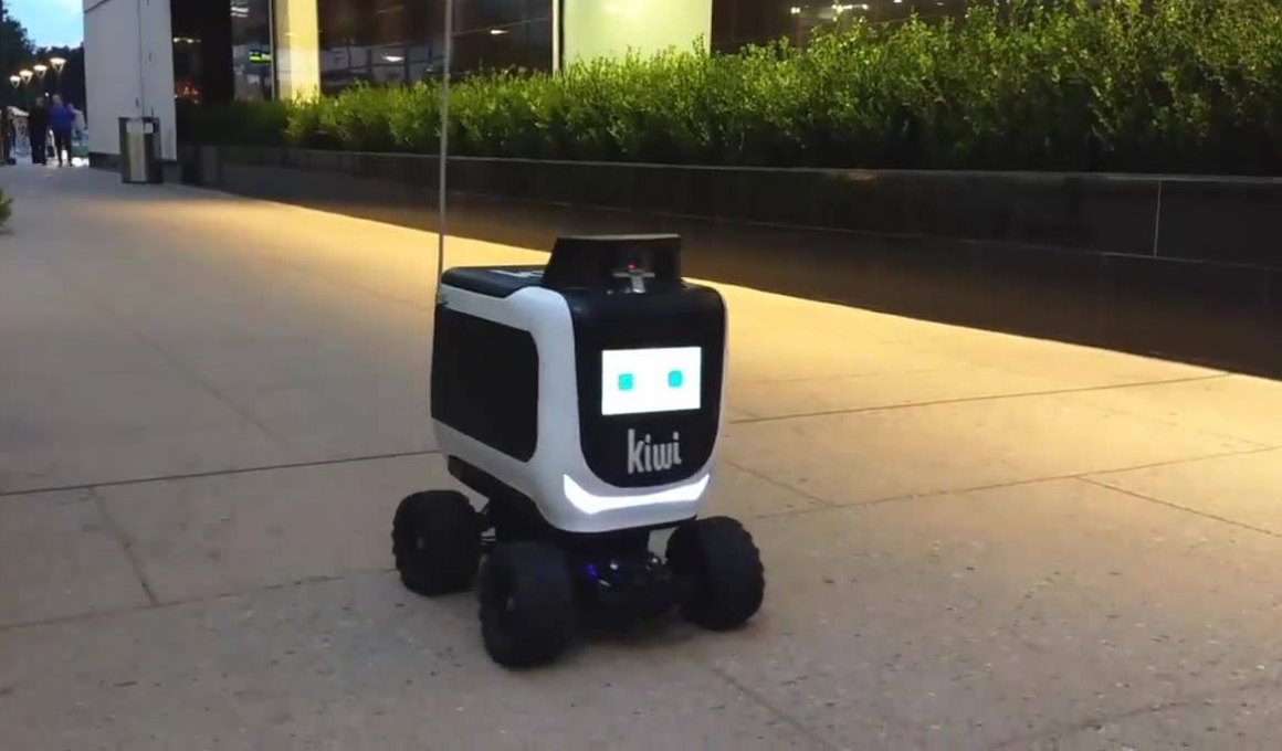 Kiwibot originally used its delivery robots for B2C markets