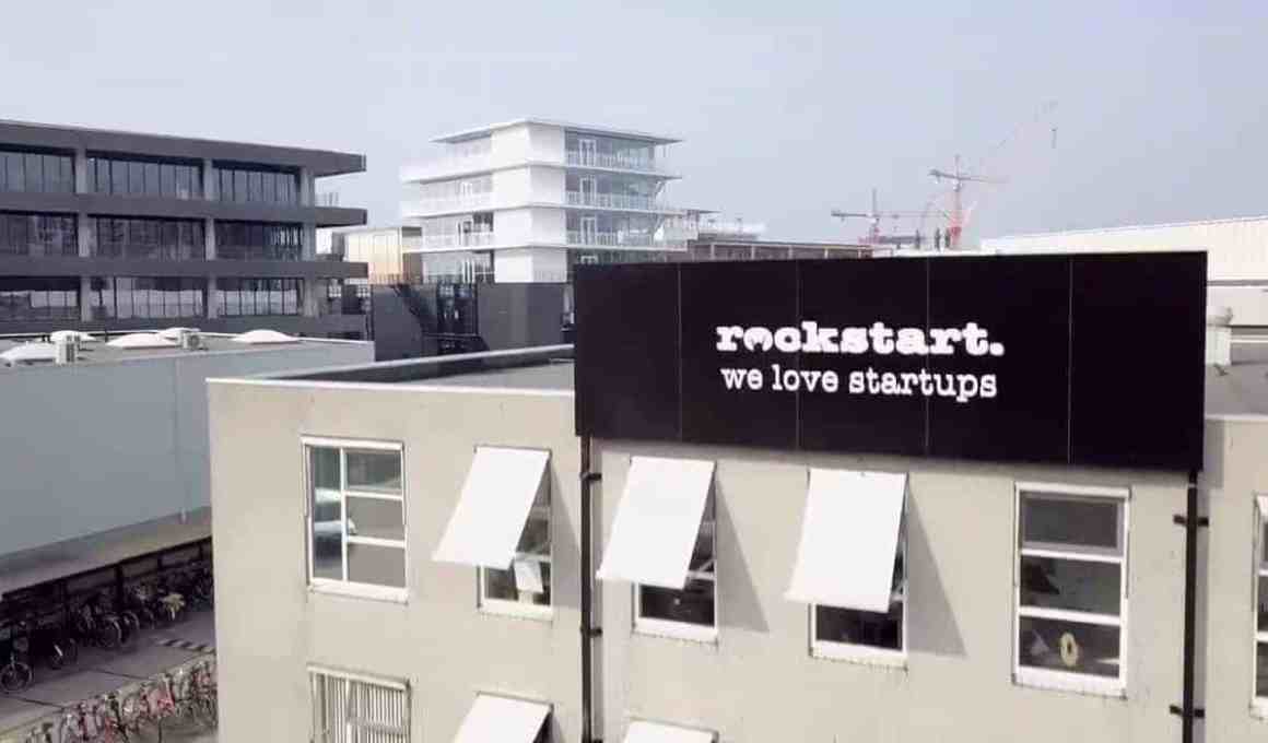 rockstart accelerator will offer something other programs don’t—a credit card for startups