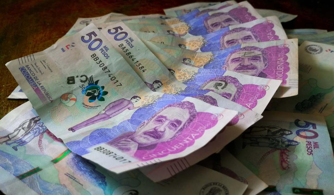 Finsocial and Symbiotics believe in helping low-income households through credit solutions.