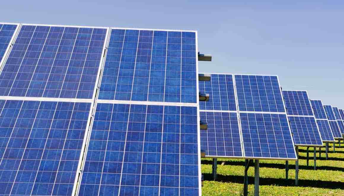 chilean inti-tech’s solar panel robots are cleaning up a secretly dirty industry’s act