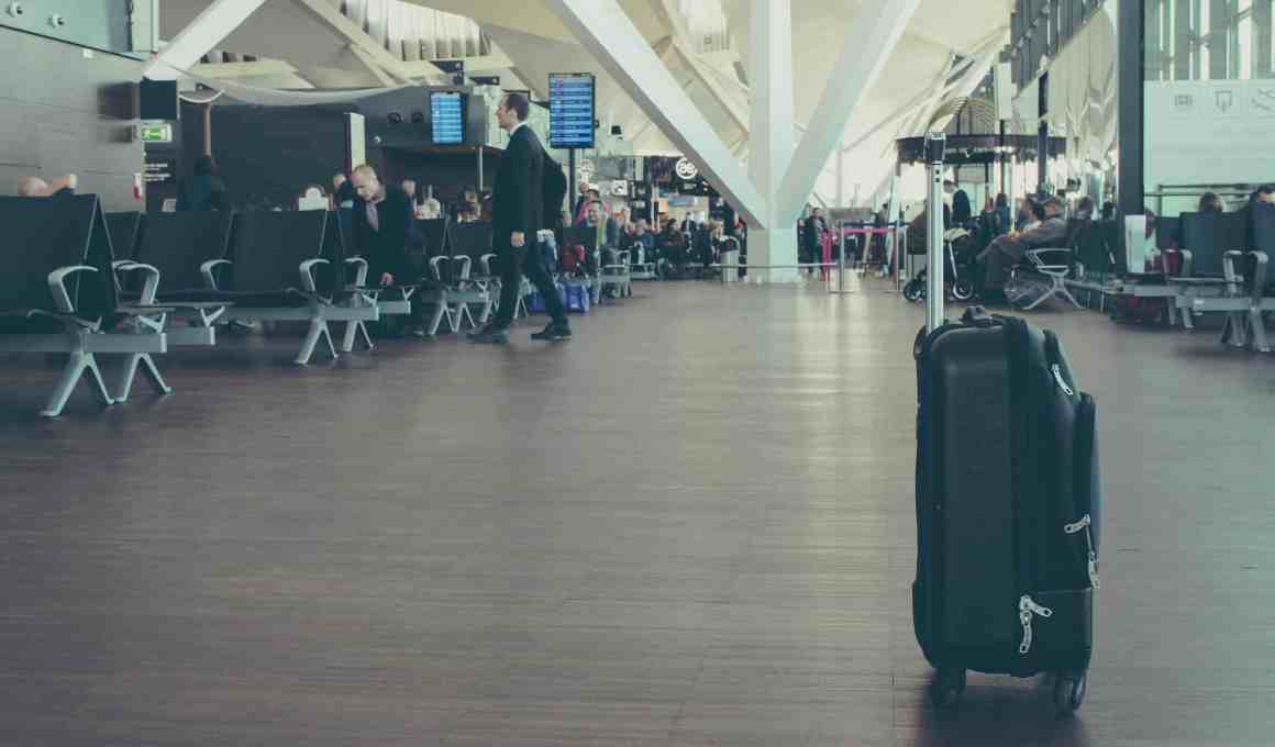 chilean startup, airkeep, allows travelers to find hosts to watch over luggage