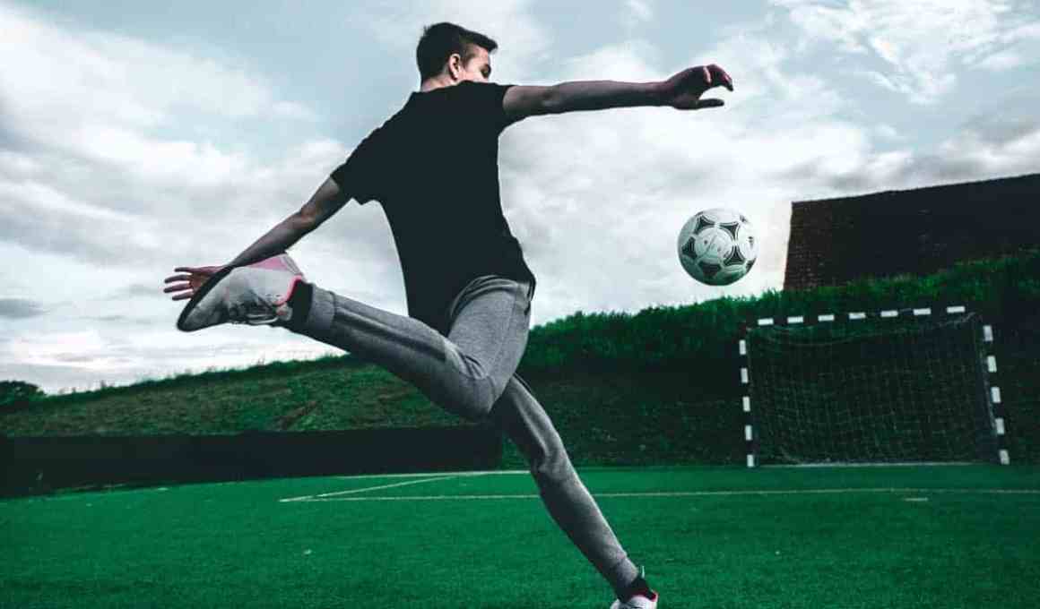 amateur footballer’s dream, pitz, to crowdfund video commentator app