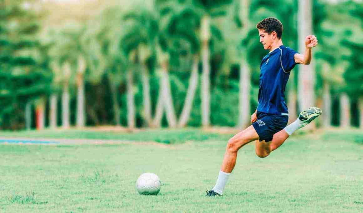 reddit co-founder alexis ohanian bets on argentine soccer scouting app gloria